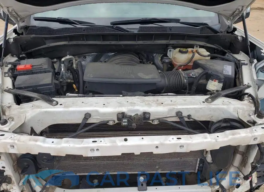 3GTU9DED6KG154012# 11