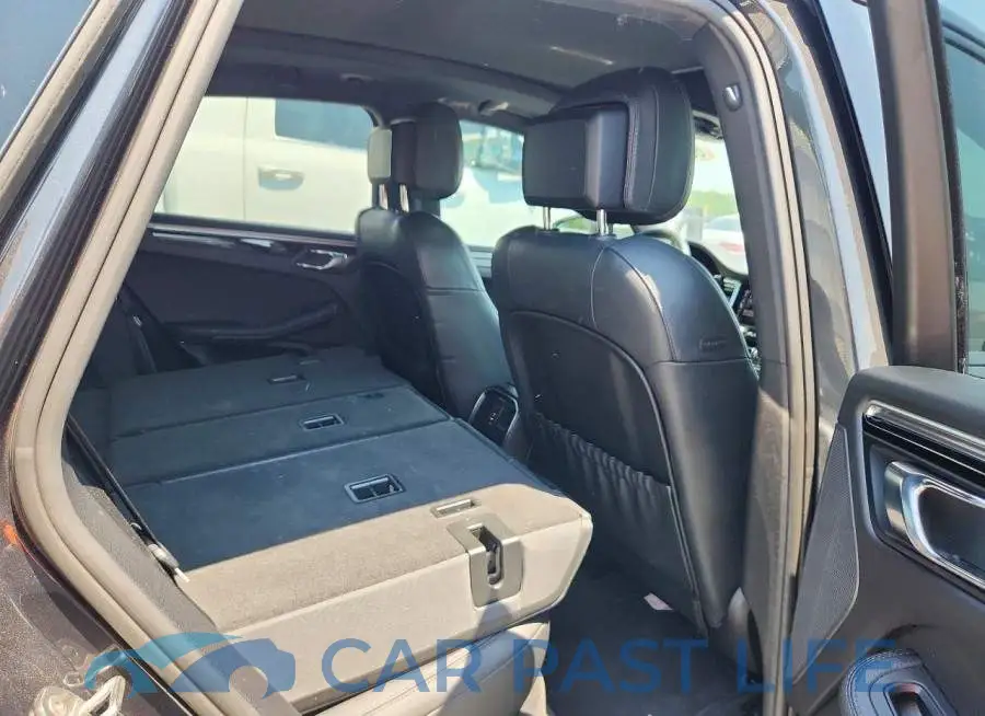 WP1AA2A55LLB10406# 11