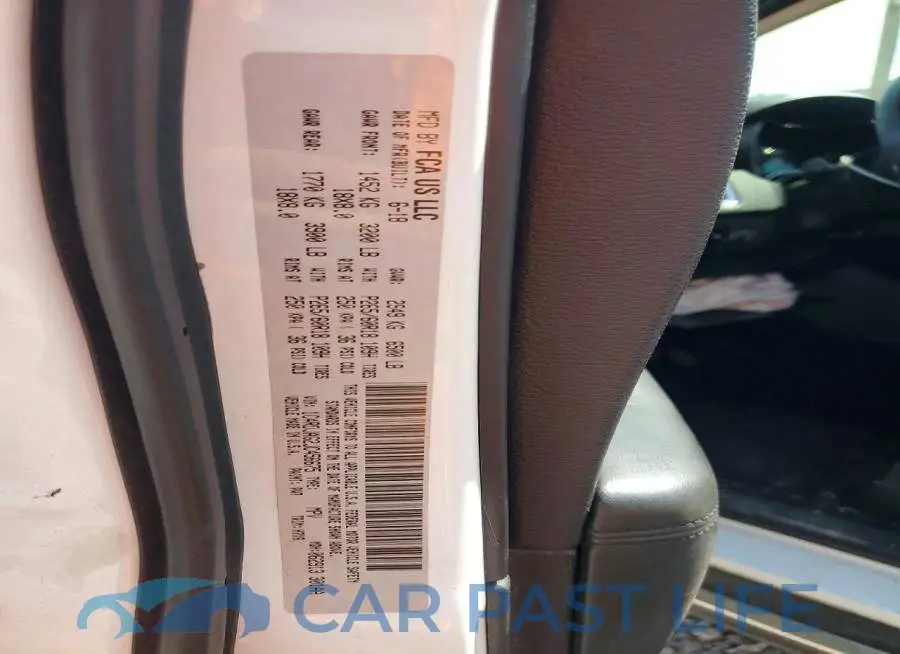 1C4RDJAG2JC456675# 13