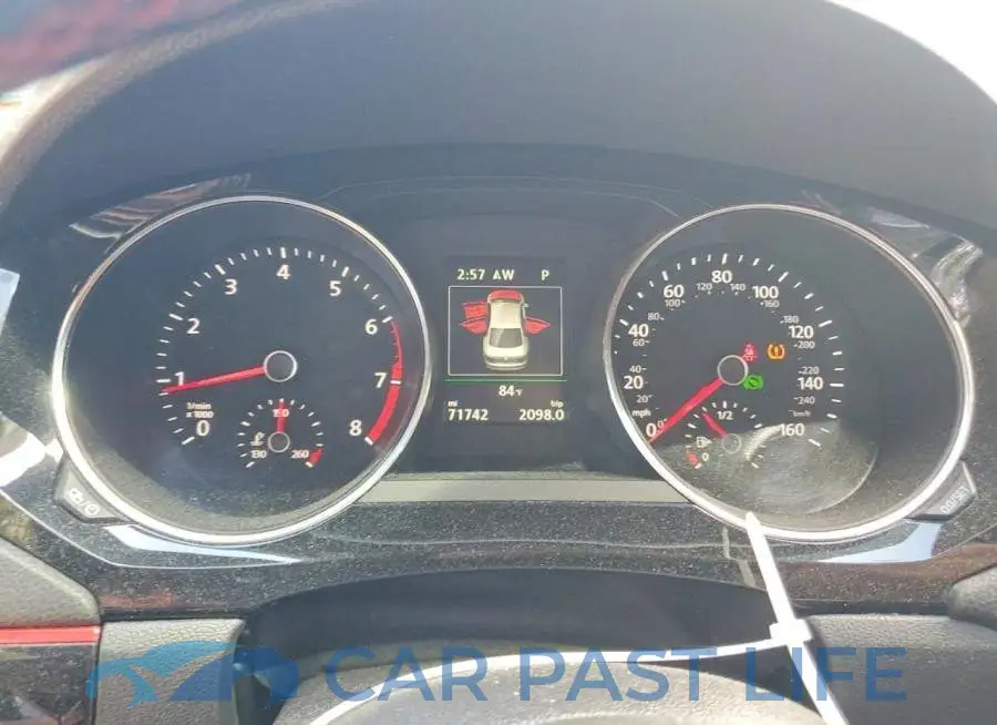 3VW4T7AJ9JM255329# 9