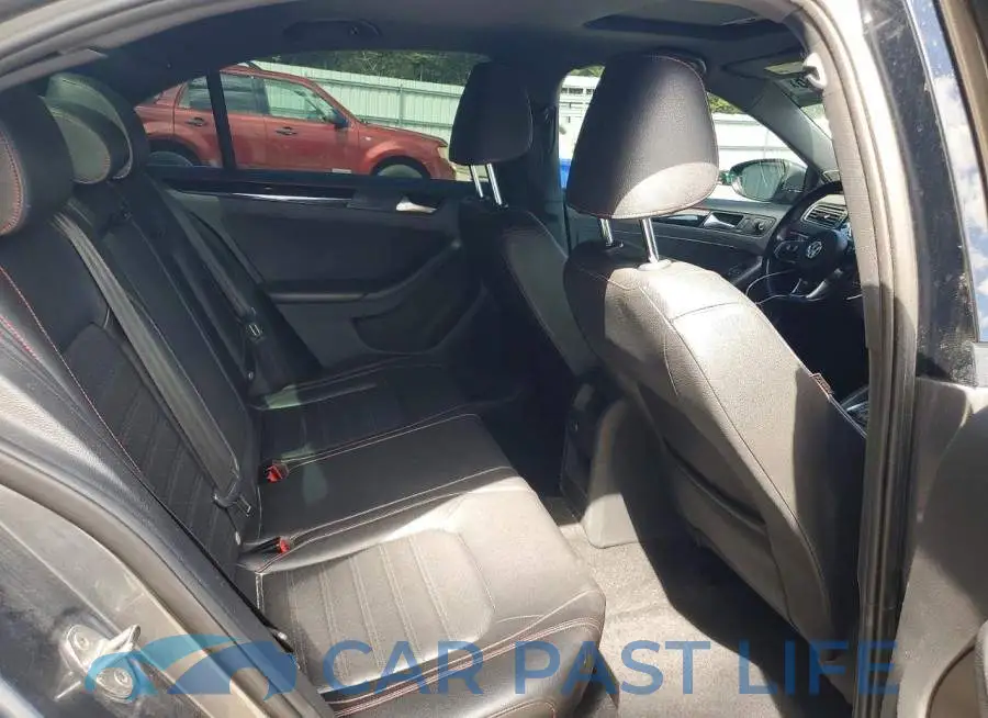 3VW4T7AJ9JM255329# 10