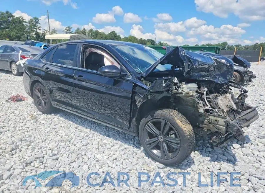 3VW7M7BU0NM021685# 4