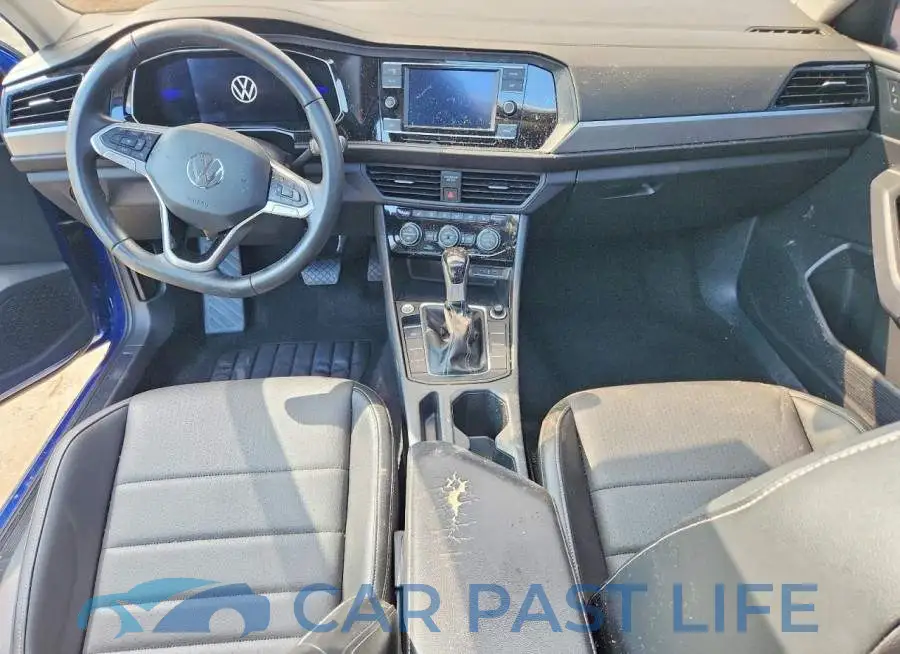 3VW7M7BU0NM026756# 8