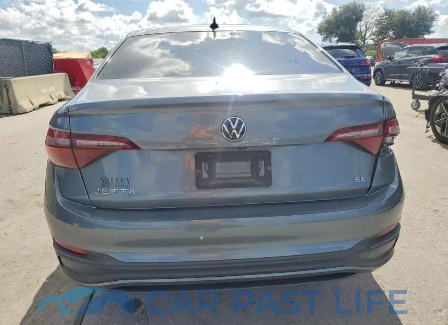 3VW7M7BU1NM032758# 6