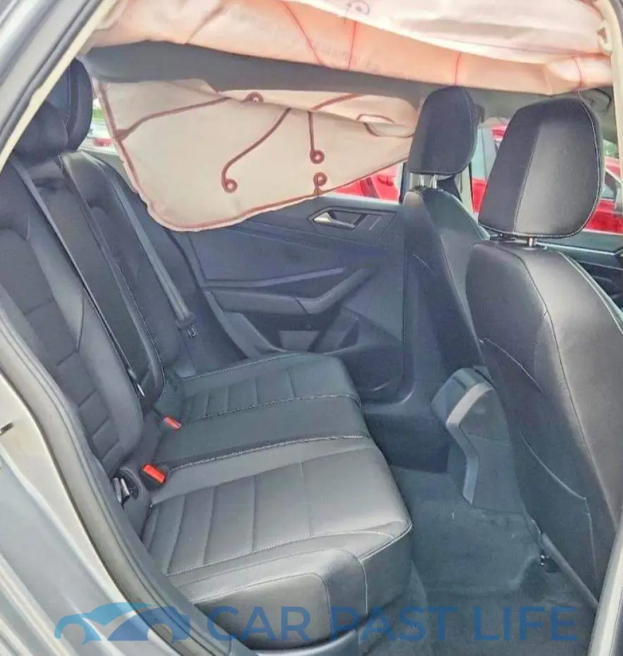 3VW7M7BU6RM004931# 10