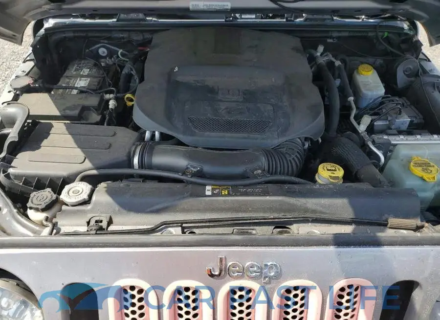 1C4HJWDG4JL826215# 11