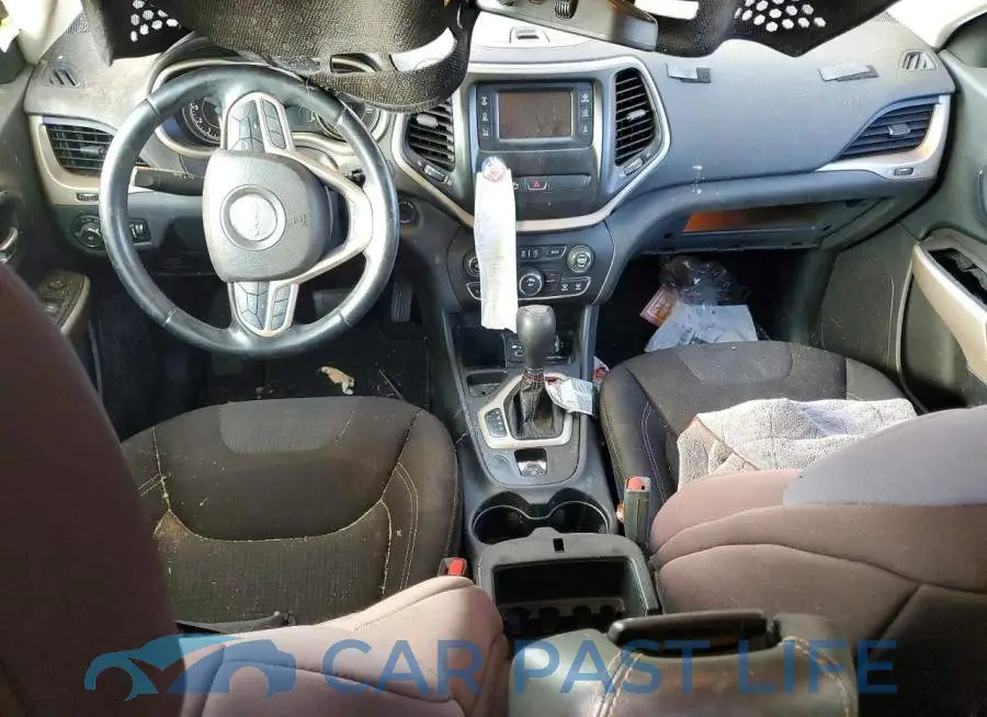 1C4PJLCS7HW662984# 8