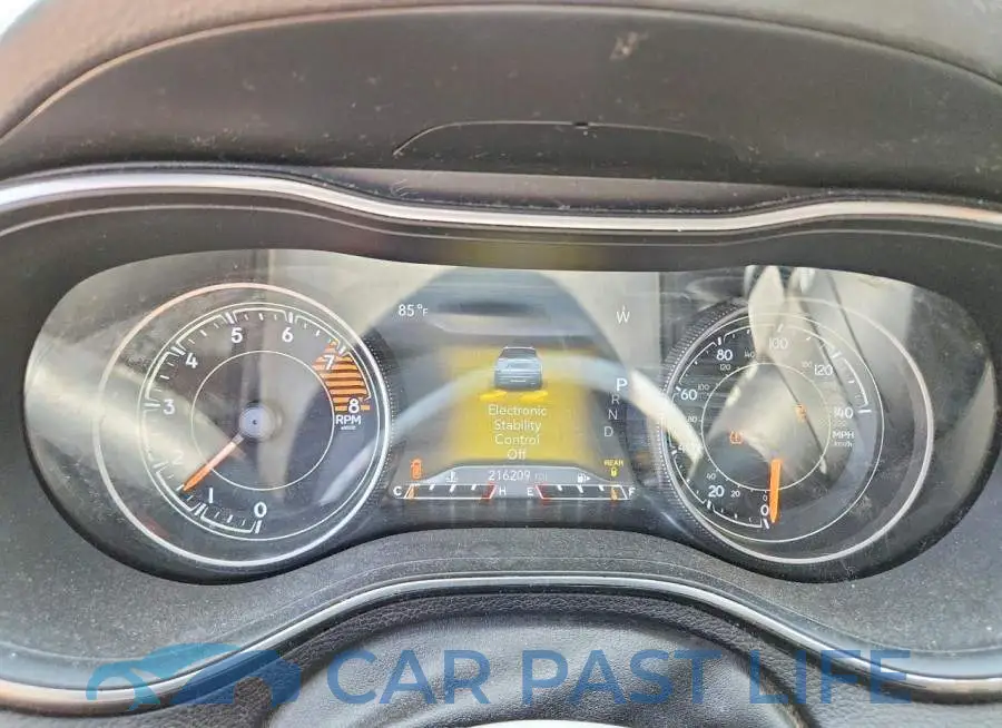 1C4PJMBX6KD135928# 9