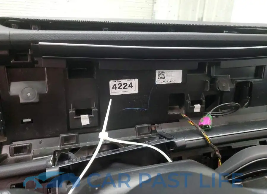 4JGFF5KE8TB640007# 9