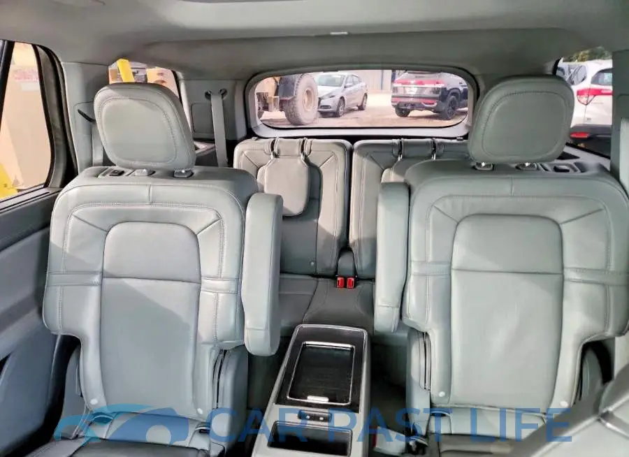 5LM5J7XC7MGL03004# 10