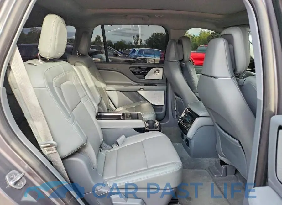 5LM5J7XC7MGL03004# 11