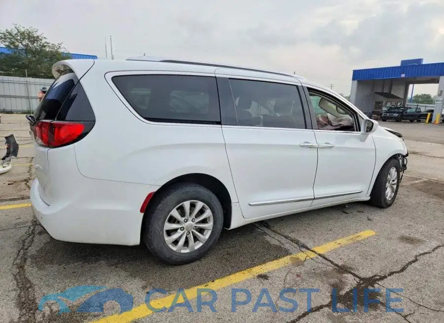 2C4RC1EG0JR317391# 3