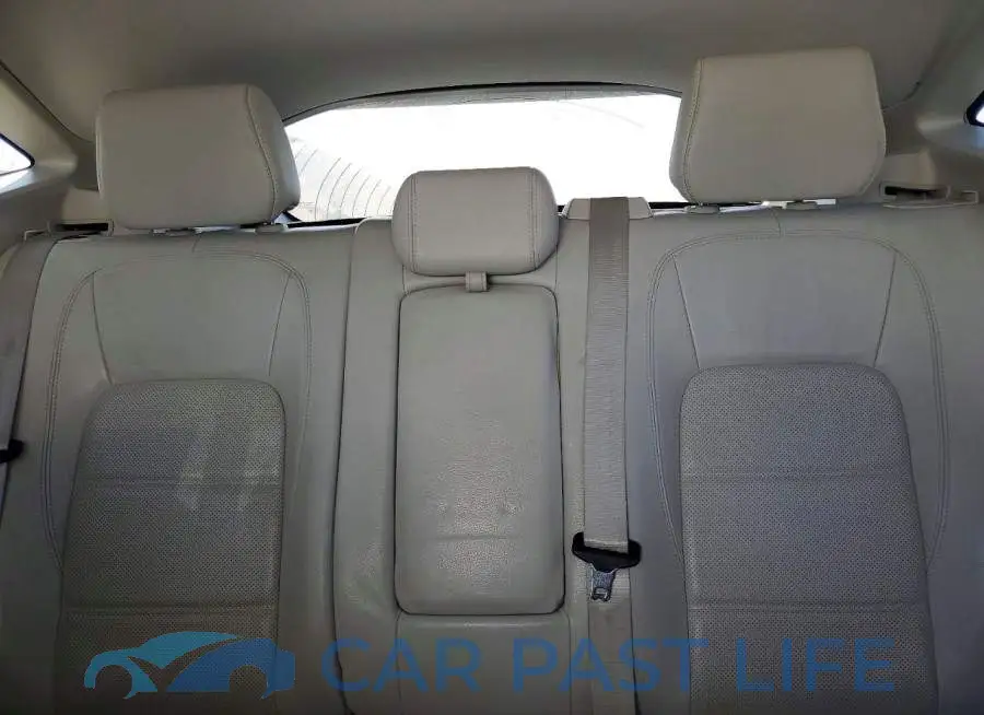 SADFJ2FX4J1Z05008# 10