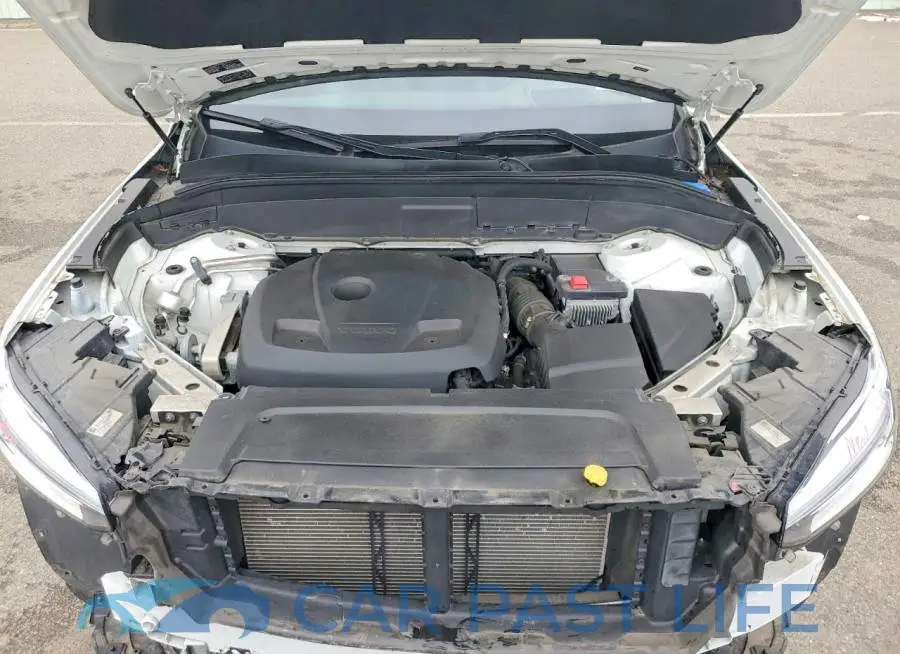 YV4A22PKXK1485047# 12