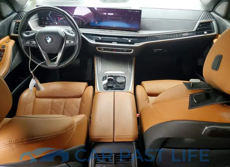 5UX23EU04R9V13556# 8