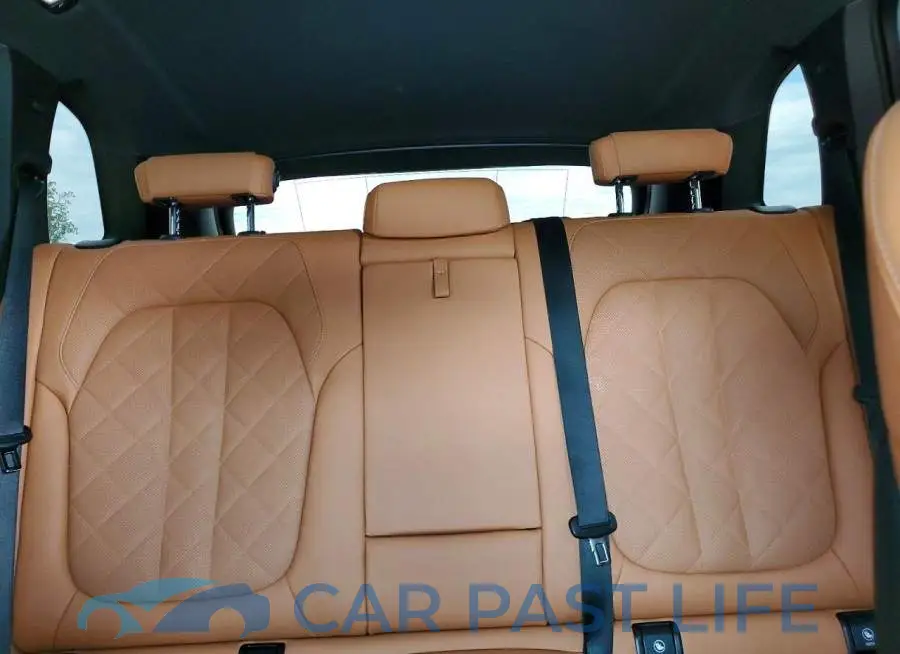 5UX23EU04R9V13556# 10