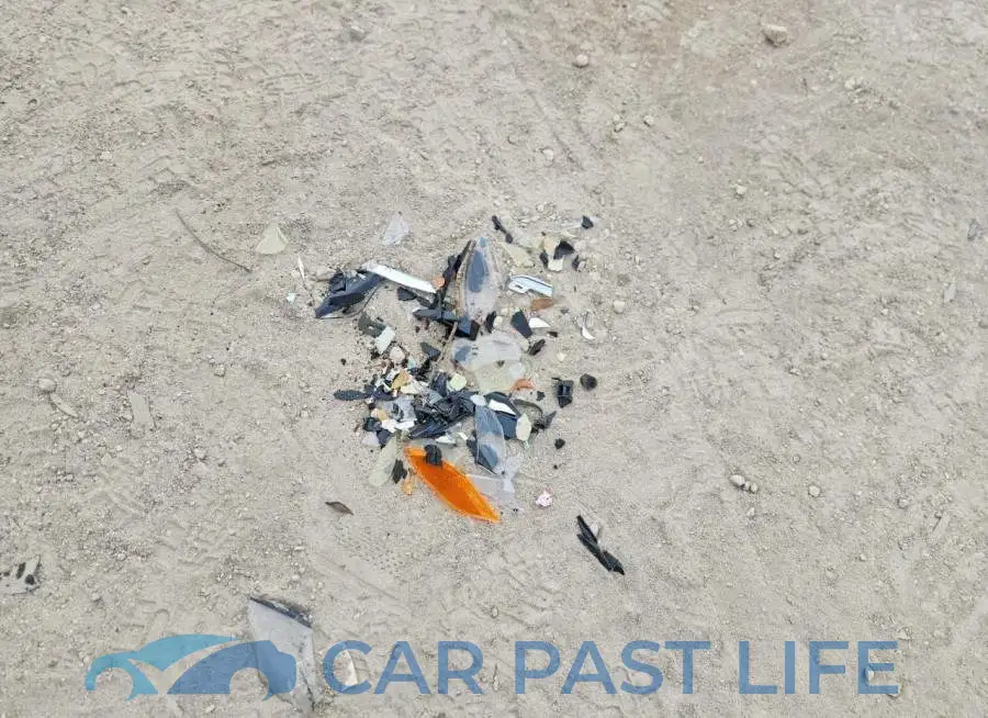 1G1ZB5ST7LF140059# 12