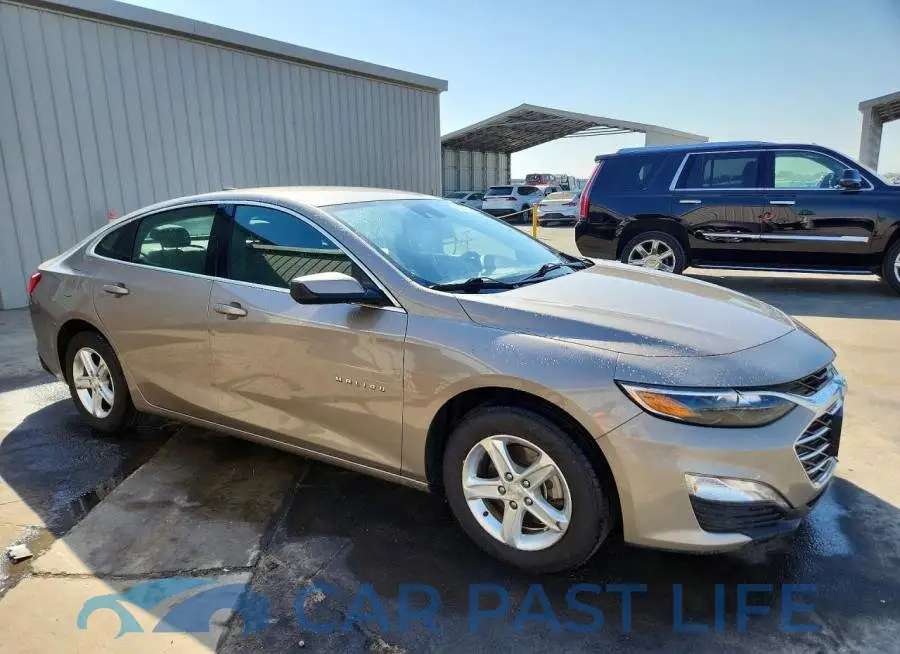 1G1ZD5ST9PF175881# 4