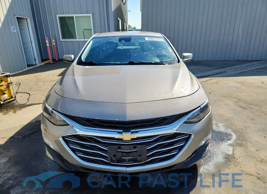 1G1ZD5ST9PF175881# 5