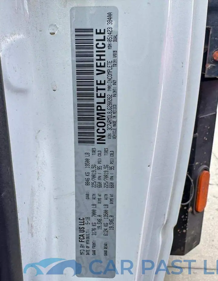 3C7WRMDL8JG280262# 10