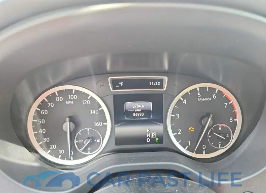 SJKCH5CR1JA043137# 9