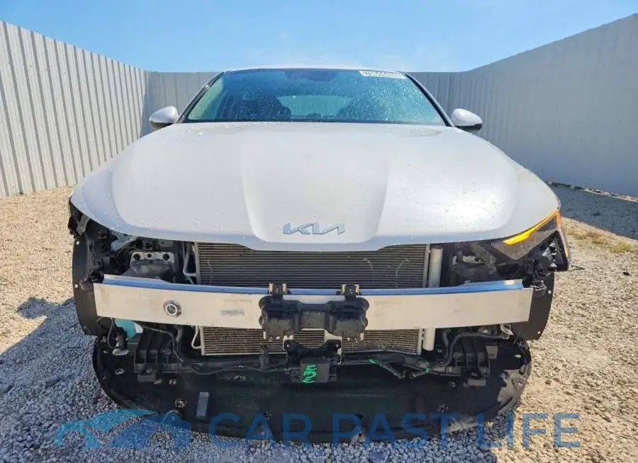 KNAG24J73T5449057# 5