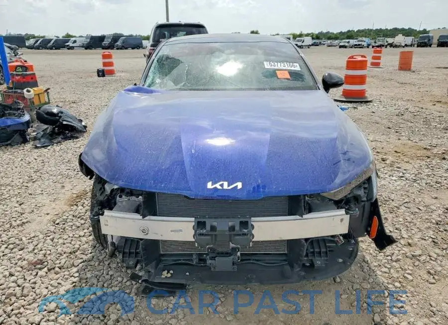 KNAG64J76T5488505# 5