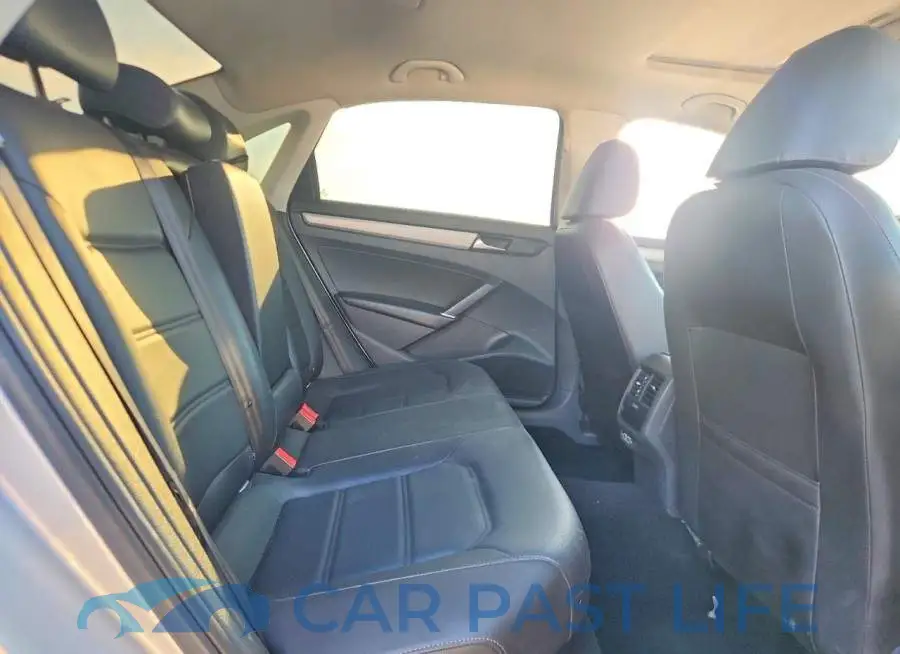 1VWSA7A34MC015786# 10