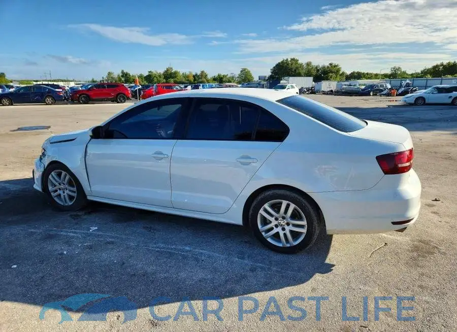 3VW2B7AJ2JM261242# 2