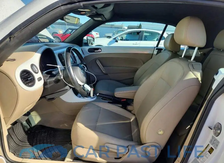 3VW517ATXHM811086# 7