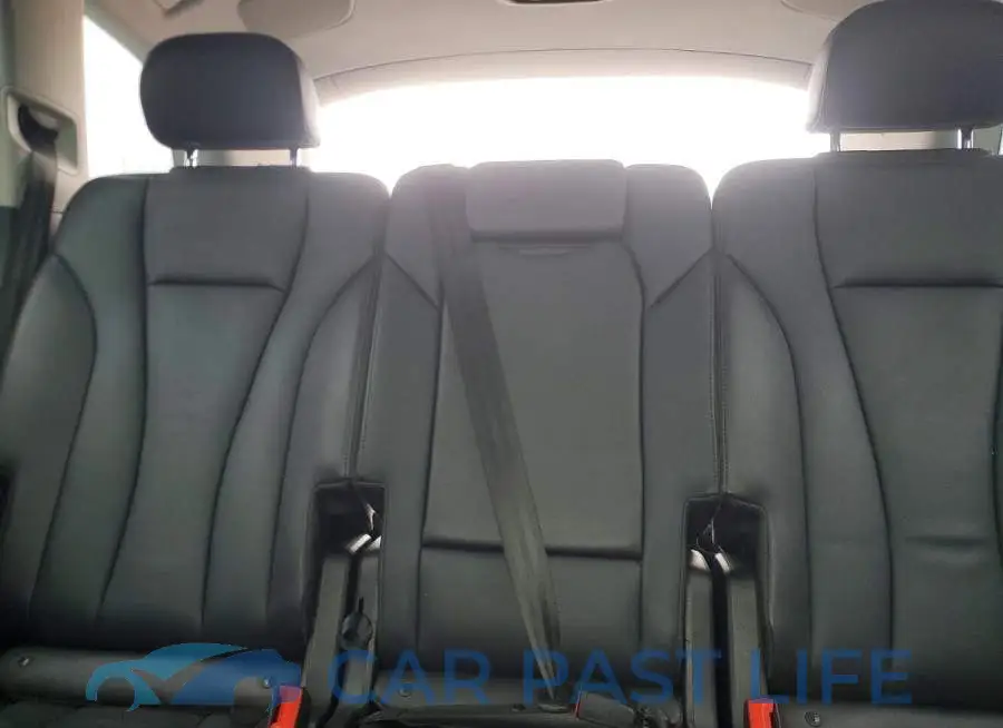 WA1LAAF74JD008062# 10