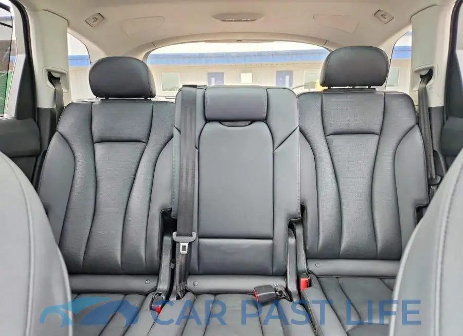 WA1LCBF78PD000815# 10