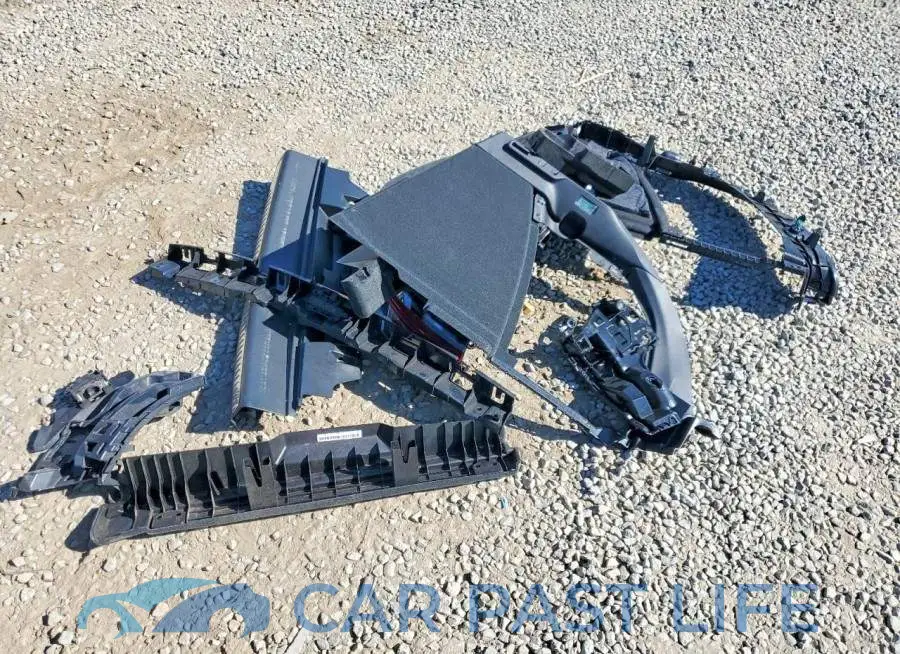 WP1AA2A52RLB18505# 13