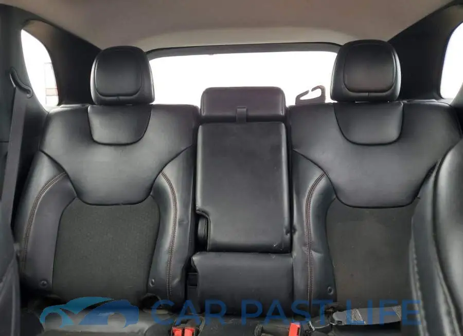 1C4PJMBX3KD458575# 10
