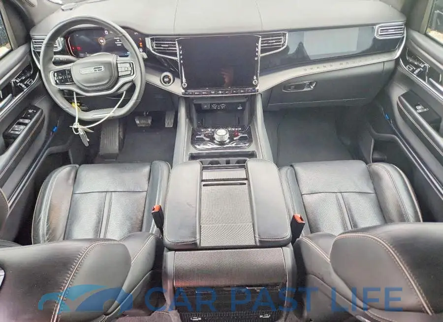 1C4SJSFP8RS130986# 8