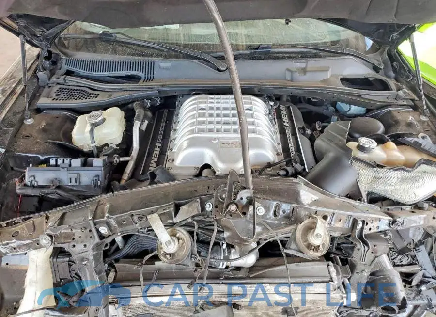 2C3CDZC98JH195797# 11