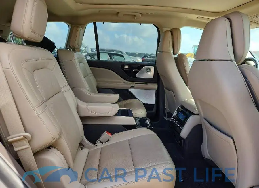 5LM5J7XC7MGL13838# 11