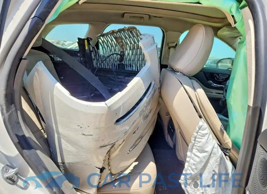 5LMCJ1CA2PUL17570# 10