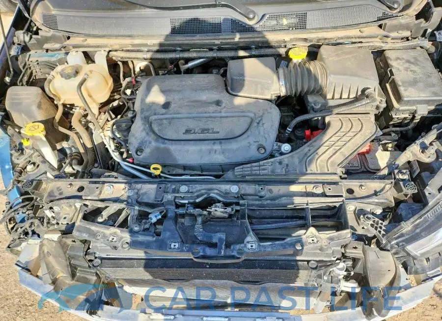 2C4RC1BG4NR101599# 12
