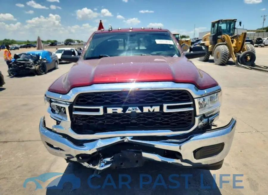 3C6UR5CJ3LG141676# 5