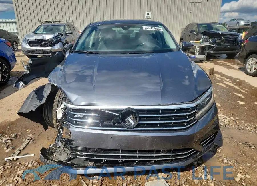 1VWMA7A31KC006887# 5