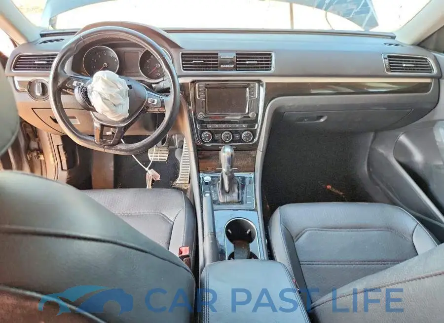 1VWMA7A36KC010384# 8