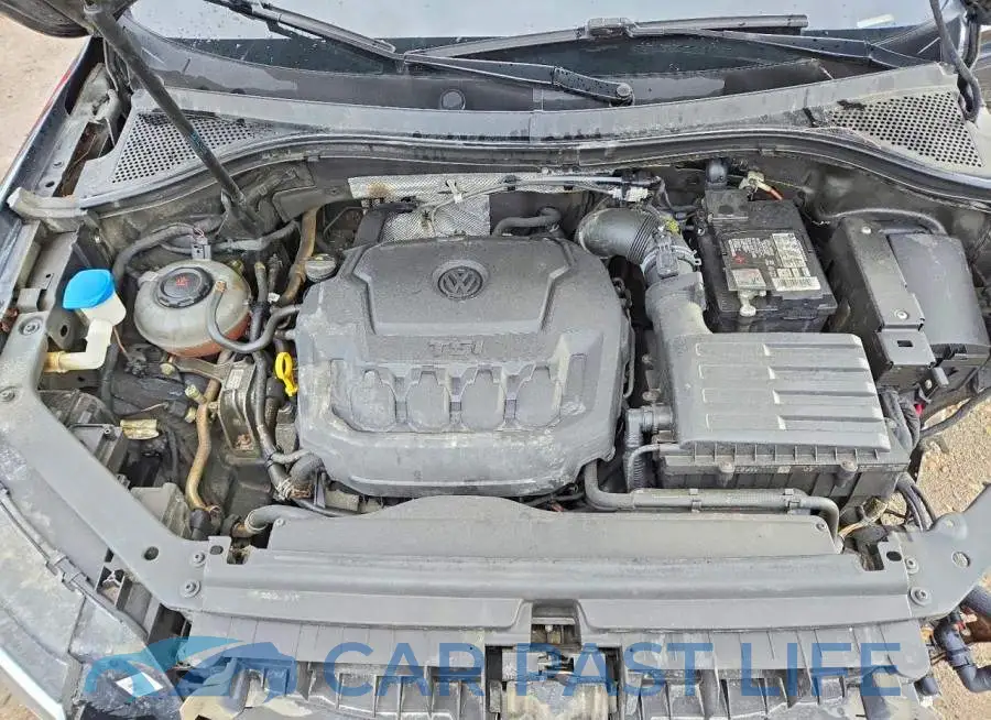 3VV4B7AX6JM125861# 12