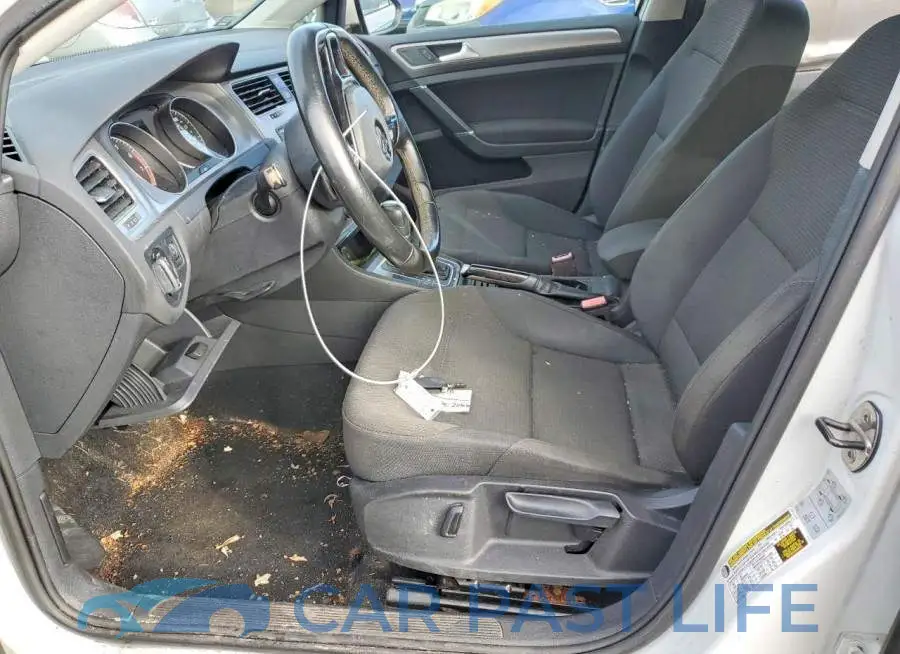 3VW017AU5HM512656# 7
