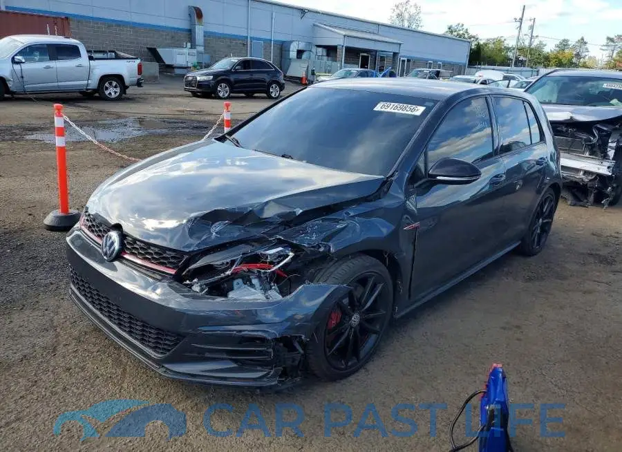 3VW6T7AU0KM008141# 1