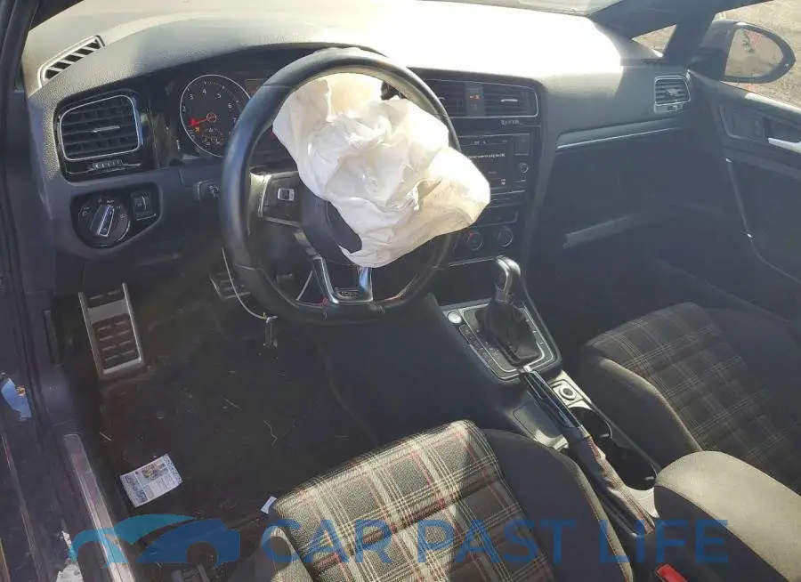 3VW6T7AU0KM008141# 8