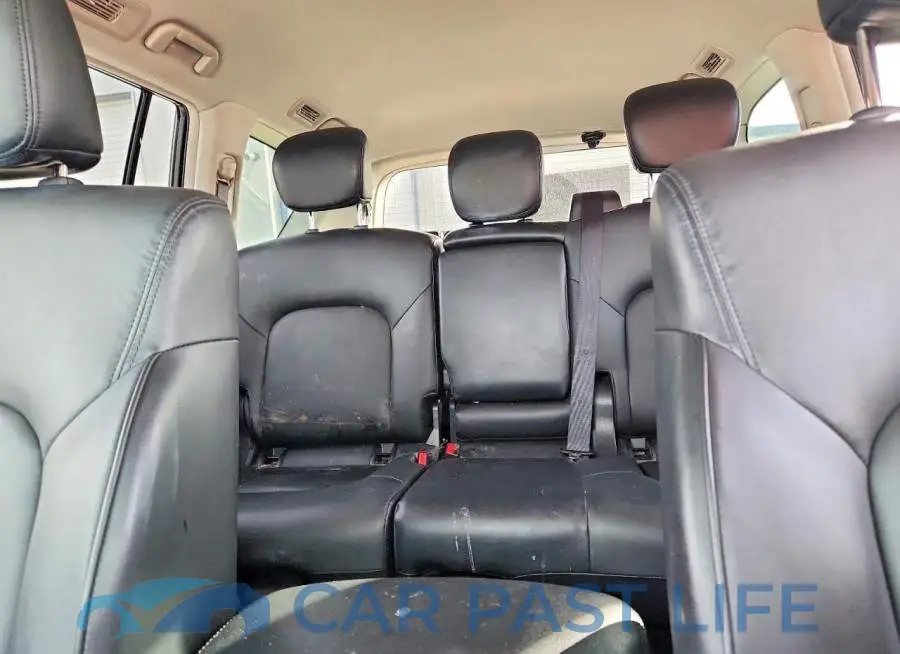 JN8AY2AC2N9161460# 10