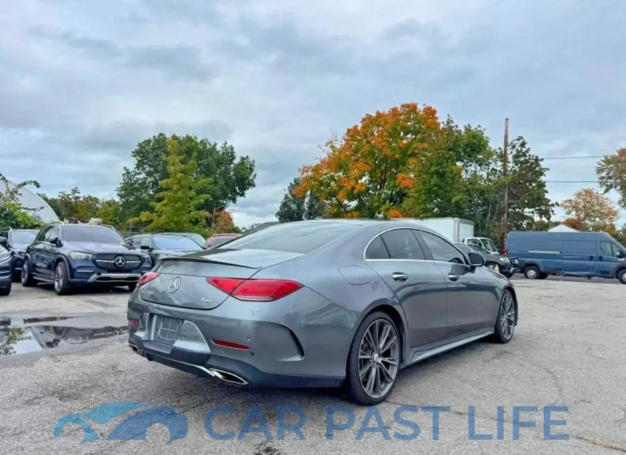 WDD2J5KB5KA028896# 4