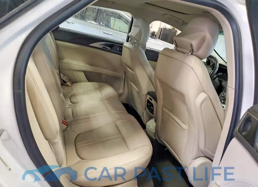 3LN6L5C9XKR621947# 10