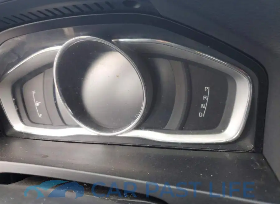LYV402HK8JB170596# 9